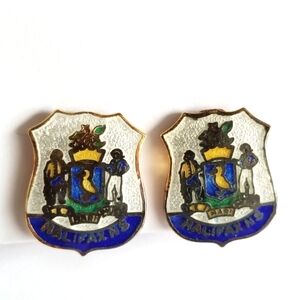 Vintage earrings Halifax Nova Scotia screwback earrings shield enamel gold tone